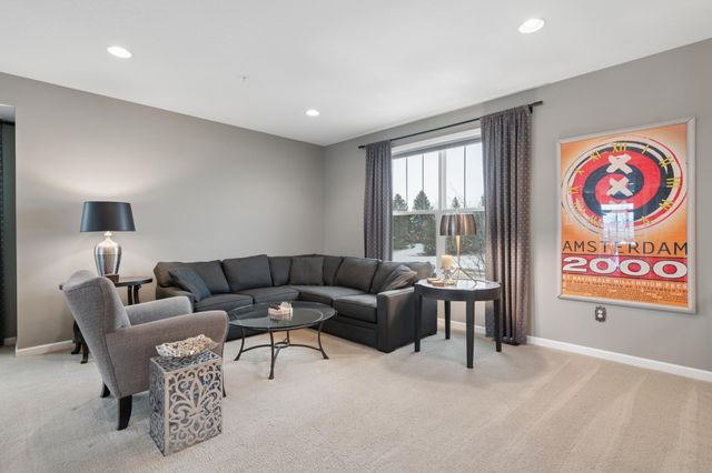 8957 SW Village Loop, Chanhassen, MN 55317