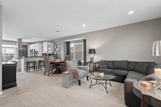 8957 SW Village Loop, Chanhassen, MN 55317