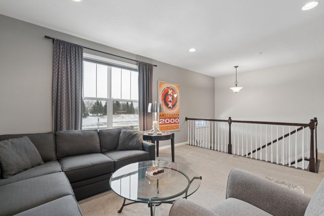 8957 SW Village Loop, Chanhassen, MN 55317