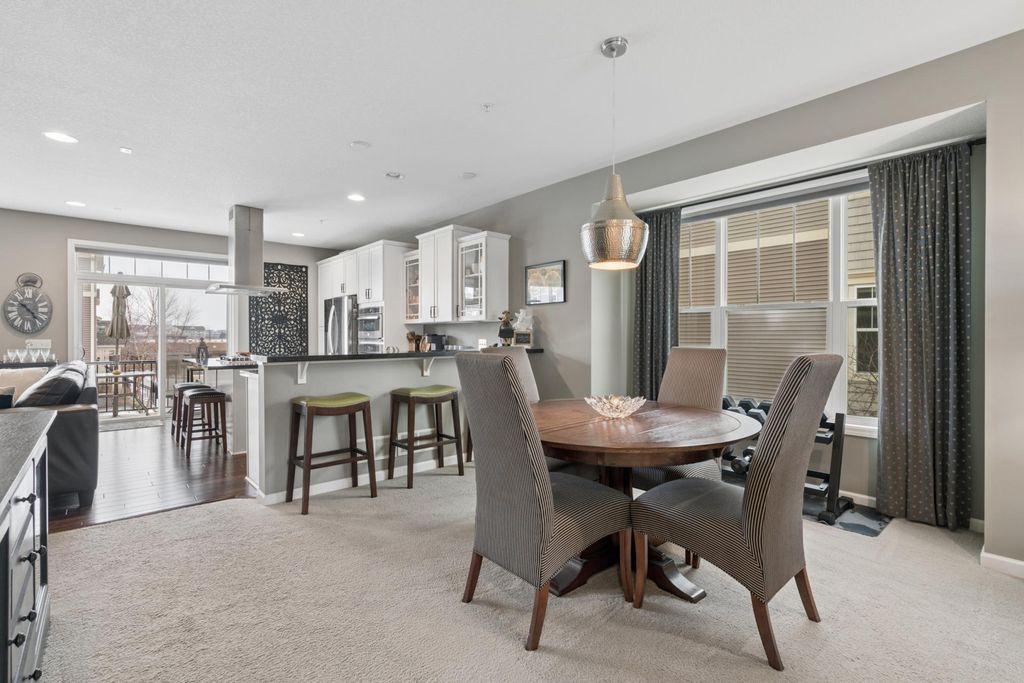 8957 SW Village Loop, Chanhassen, MN 55317