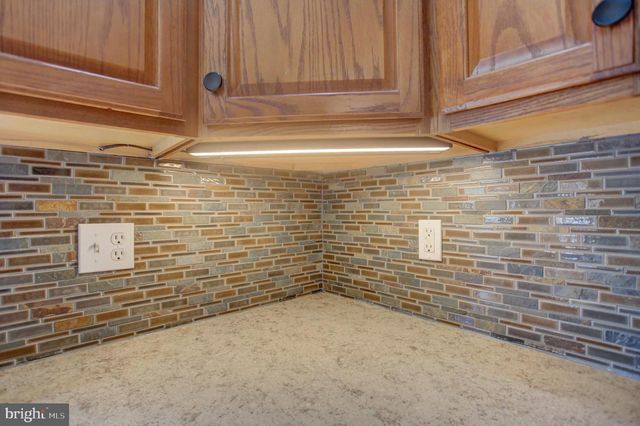 12432 SHIMPSTOWN RD, Mercersburg, PA 17236