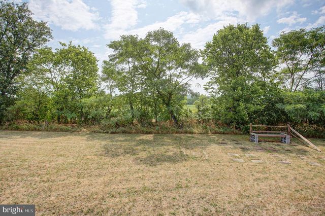 12432 SHIMPSTOWN RD, Mercersburg, PA 17236