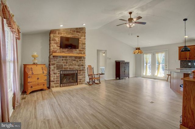 12432 SHIMPSTOWN RD, Mercersburg, PA 17236