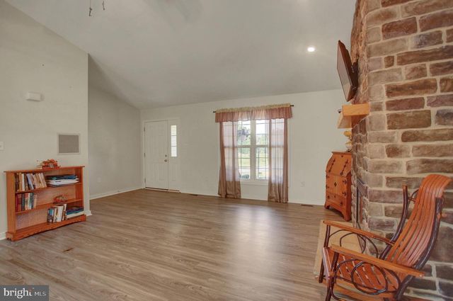 12432 SHIMPSTOWN RD, Mercersburg, PA 17236
