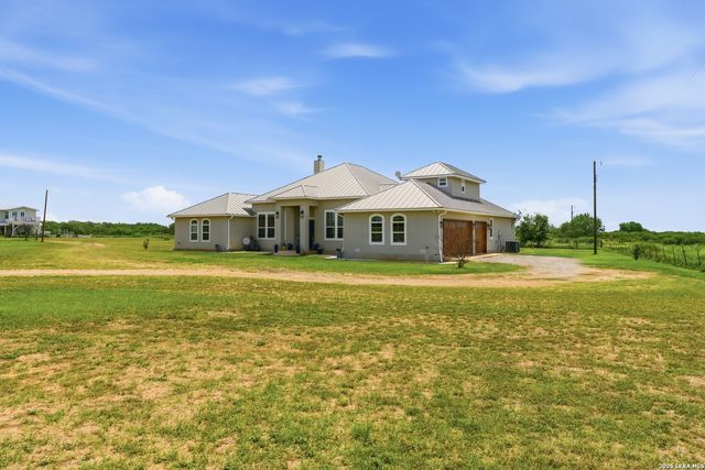 12320 Wheeler Rd, Atascosa, TX 78002
