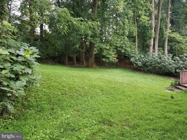 9918-DERBYSHURE E DERBYSHIRE LN, Bethesda, MD 20817