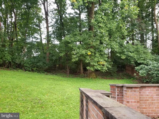 9918-DERBYSHURE E DERBYSHIRE LN, Bethesda, MD 20817