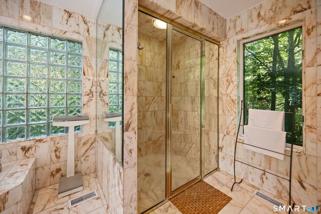 25 Surrey Drive, Cheshire, CT 06410