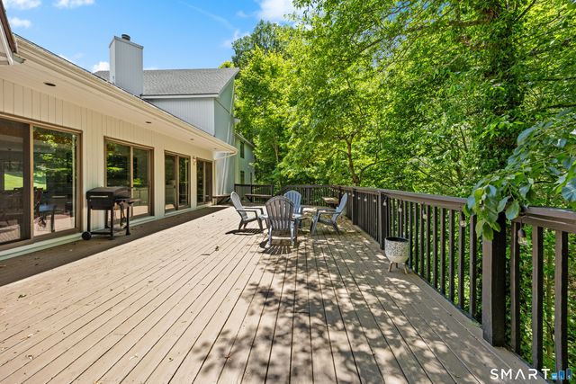 25 Surrey Drive, Cheshire, CT 06410