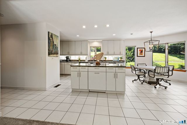 25 Surrey Drive, Cheshire, CT 06410