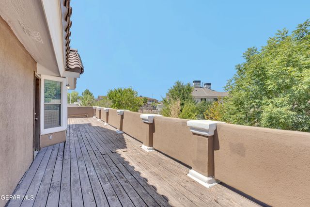 428 Desert Dandelion Street, Horizon City, TX 79928