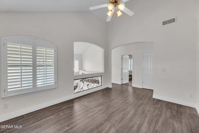 428 Desert Dandelion Street, Horizon City, TX 79928