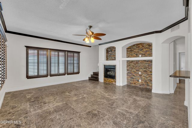 428 Desert Dandelion Street, Horizon City, TX 79928