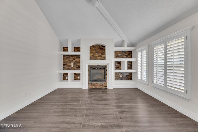 428 Desert Dandelion Street, Horizon City, TX 79928
