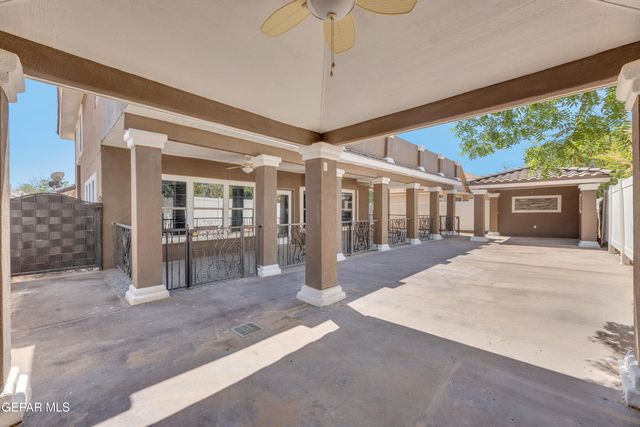 428 Desert Dandelion Street, Horizon City, TX 79928