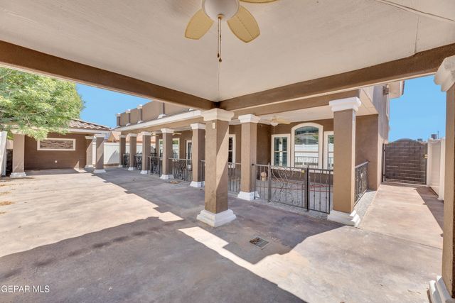 428 Desert Dandelion Street, Horizon City, TX 79928