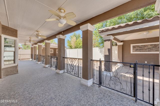 428 Desert Dandelion Street, Horizon City, TX 79928