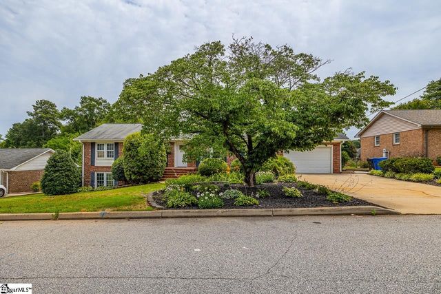 304 Del Norte Road, Greenville, SC 29615