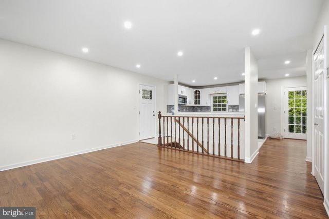 328 VALE SMT S, Laurel, MD 20724