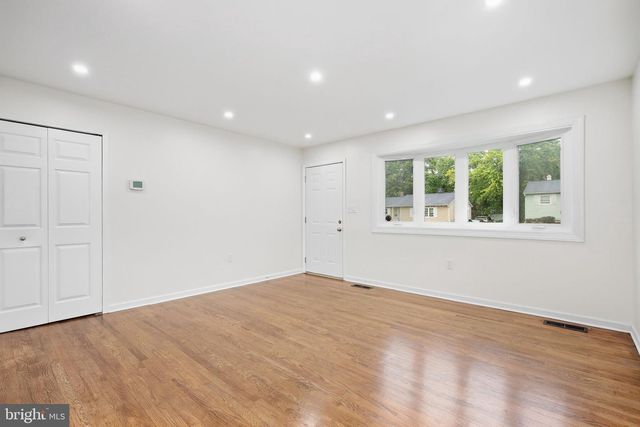 328 VALE SMT S, Laurel, MD 20724
