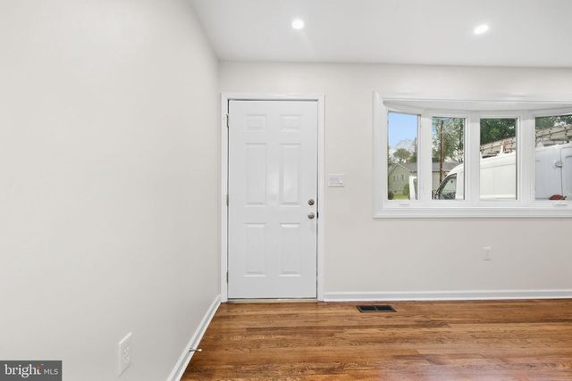 328 VALE SMT S, Laurel, MD 20724