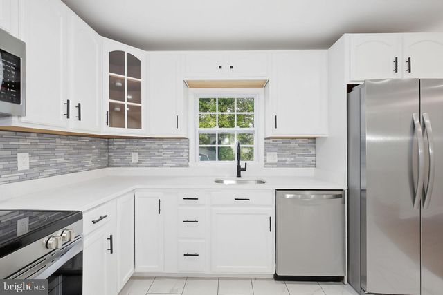 328 VALE SMT S, Laurel, MD 20724