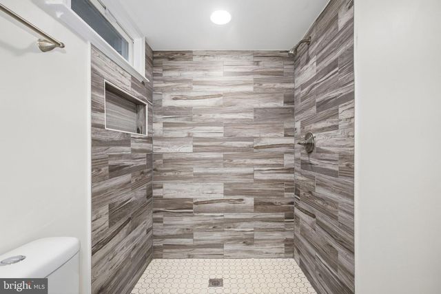 328 VALE SMT S, Laurel, MD 20724