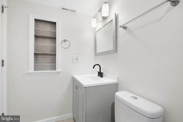 328 VALE SMT S, Laurel, MD 20724