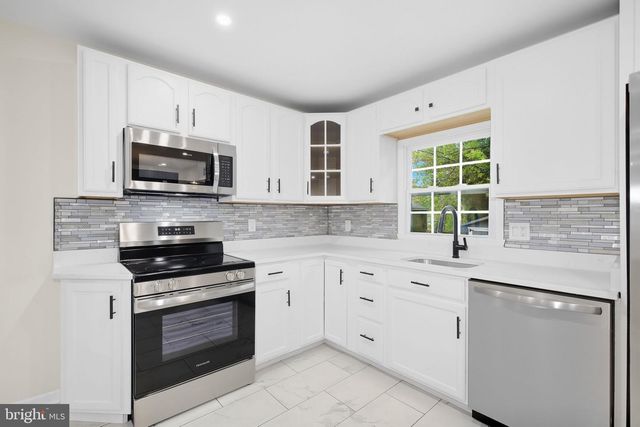 328 VALE SMT S, Laurel, MD 20724