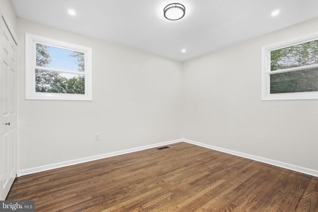 328 VALE SMT S, Laurel, MD 20724