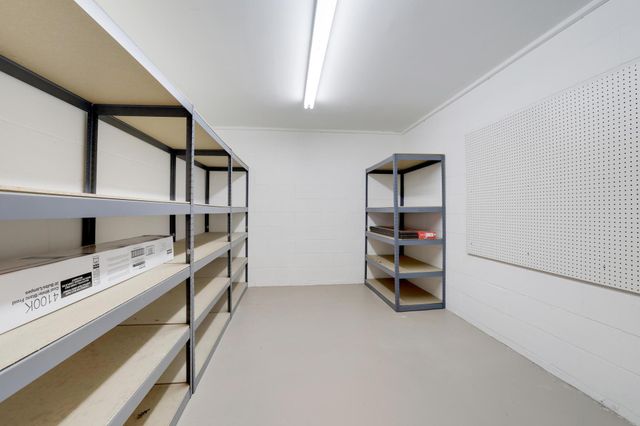 15800 Seaton Place, Minnetonka, MN 55345