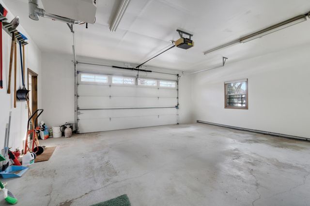 15800 Seaton Place, Minnetonka, MN 55345