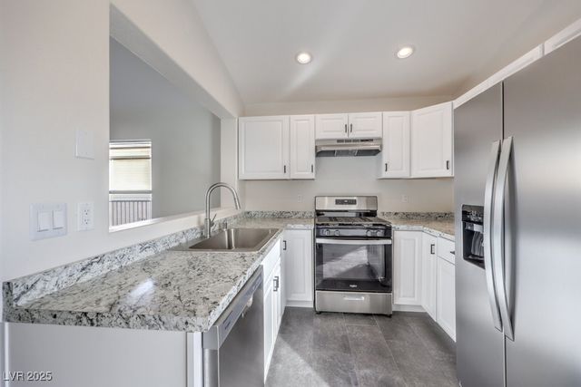 2724 Gazing Stars Street, North Las Vegas, NV 89030