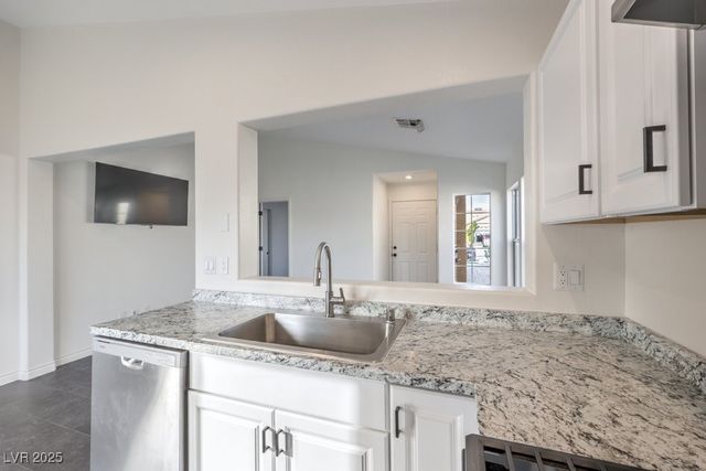 2724 Gazing Stars Street, North Las Vegas, NV 89030