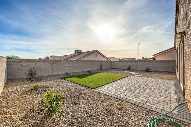 2724 Gazing Stars Street, North Las Vegas, NV 89030