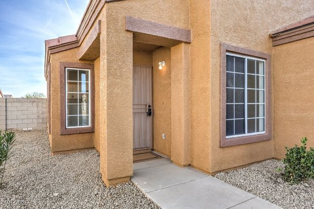 2724 Gazing Stars Street, North Las Vegas, NV 89030