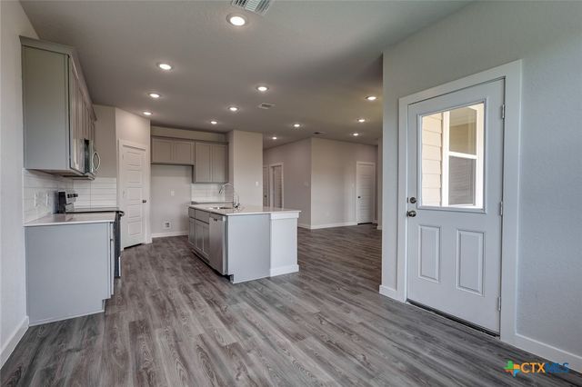 2113 Maestro Drive, Seguin, TX 78155