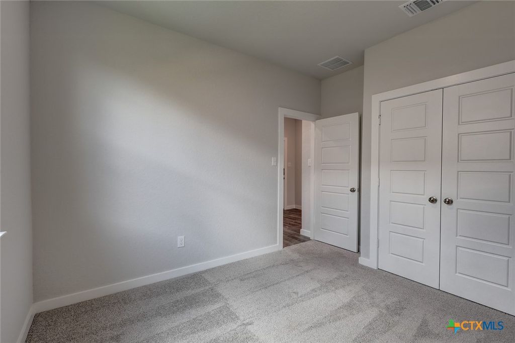 Image 21 of property listing at 2113 Maestro Drive, Seguin, TX 78155