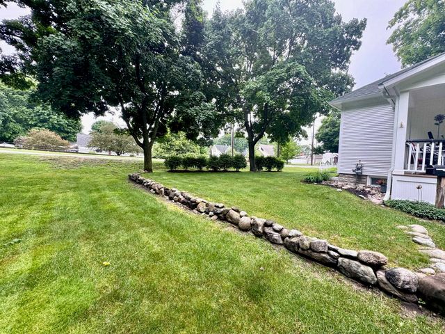 601 Pleasant Avenue, Boyne City, MI 49712