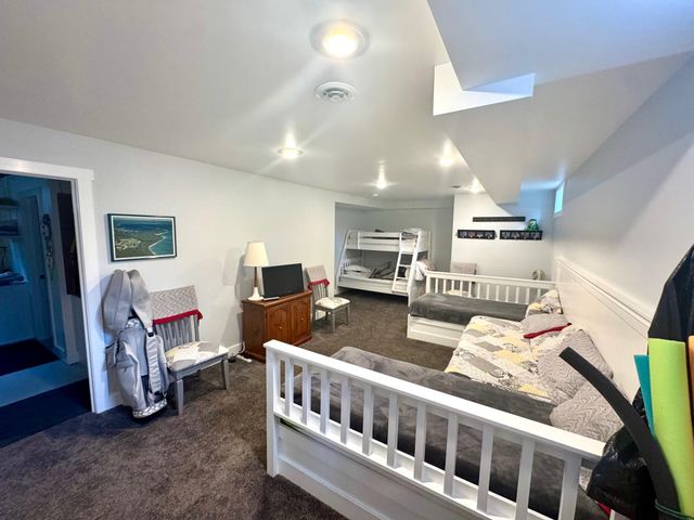 601 Pleasant Avenue, Boyne City, MI 49712