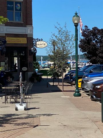 601 Pleasant Avenue, Boyne City, MI 49712