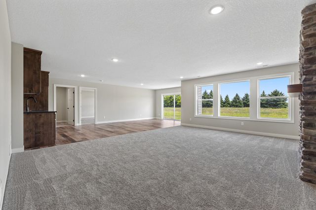 21207 Tippecanoe Street NE, East Bethel, MN 55011