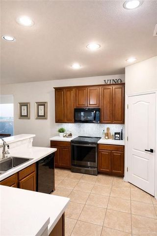 3906 El Sendero Court, Mission, TX 78572