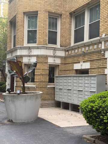 2516 N Harrison Street 01, Davenport, IA 52803