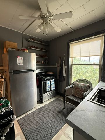 2516 N Harrison Street 01, Davenport, IA 52803
