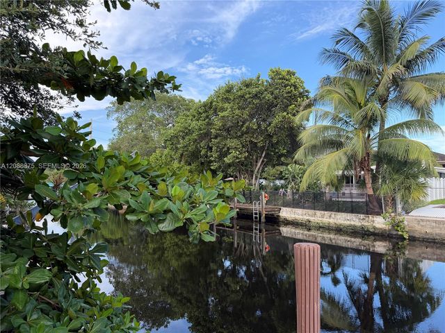 800 SW 8th Terrace, Fort Lauderdale, FL 33315