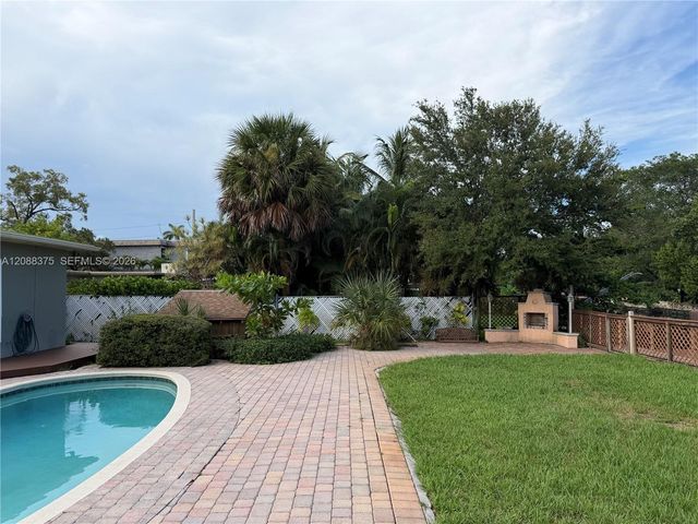 800 SW 8th Terrace, Fort Lauderdale, FL 33315