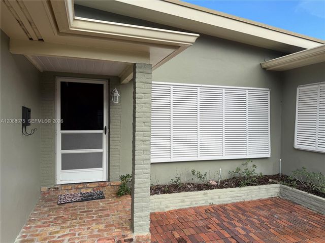 800 SW 8th Terrace, Fort Lauderdale, FL 33315
