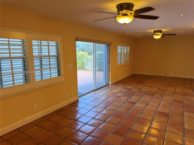800 SW 8th Terrace, Fort Lauderdale, FL 33315