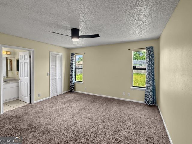136 Cherry Point Drive, St. Marys, GA 31558